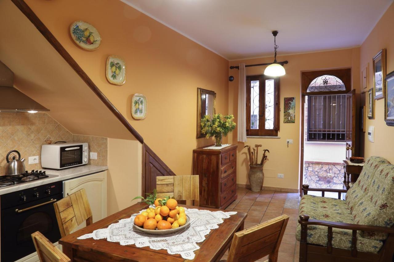 Casa Antico Borgo Cuseni Appartement Taormina Buitenkant foto