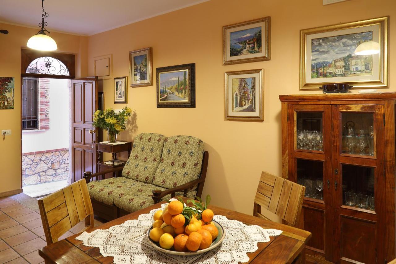 Casa Antico Borgo Cuseni Appartement Taormina Buitenkant foto
